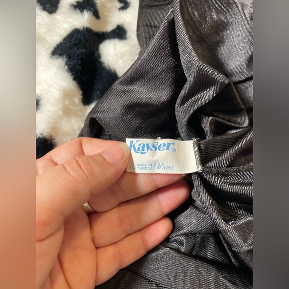 Kayser Black Lace Slip Skirt - Picture 9 of 9